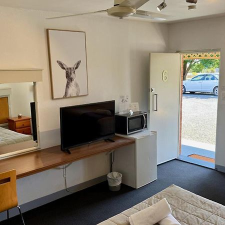 Quirindi Sunflower Motor Inn エクステリア 写真