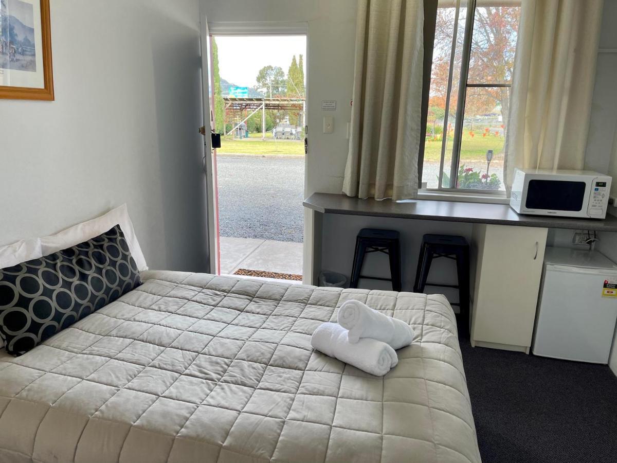 Quirindi Sunflower Motor Inn エクステリア 写真