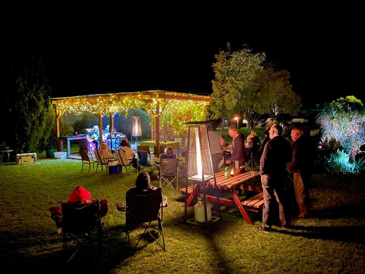 Quirindi Sunflower Motor Inn エクステリア 写真